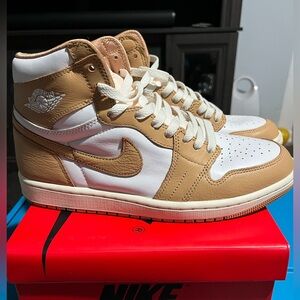 Women’s Air Jordan 1 Retro High Praline color